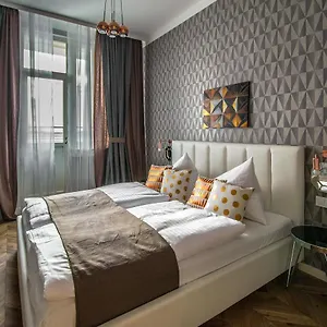 Executive Bright Apt. By Ruterra , Praga Czechy